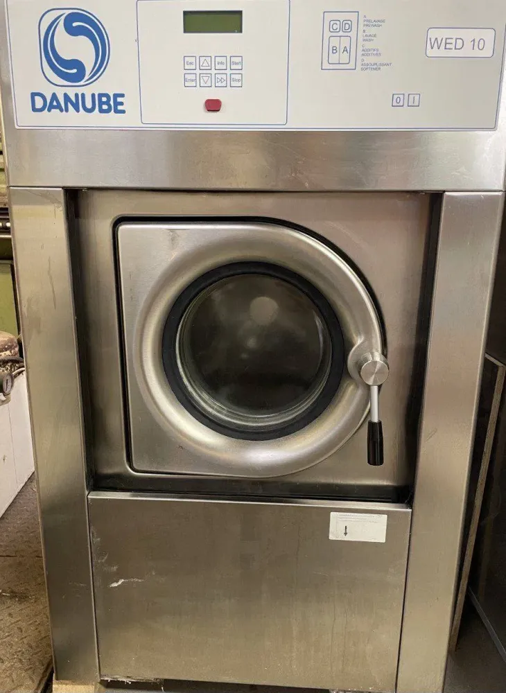 Machine à laver professionnelle près de Acquigny